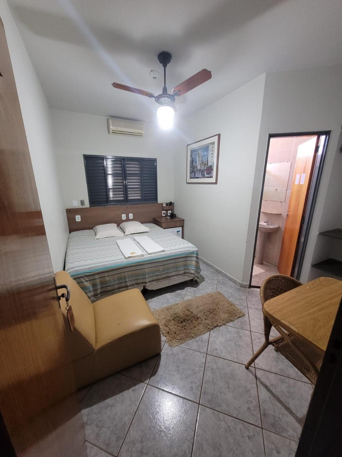 Hotel Graunas São Carlos Dış mekan fotoğraf